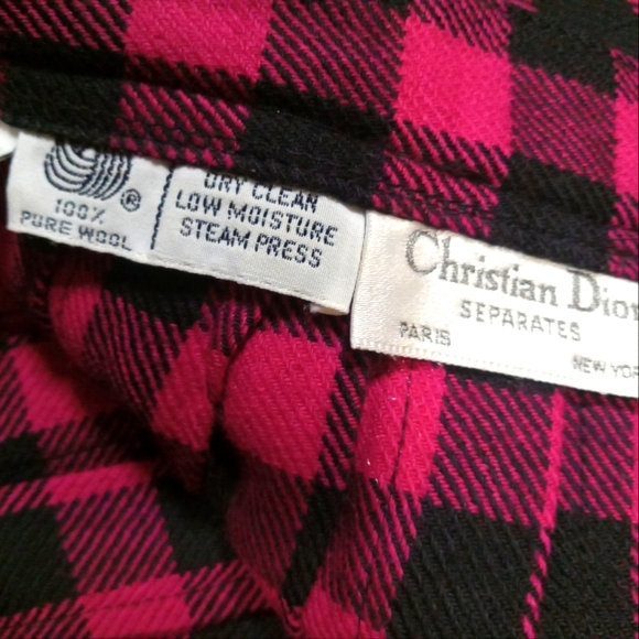 *SOLD* CHRISTIAN DIOR! vintage Pleated 1980s 100%WooL luxury designer skirt ! - Picture 5 of 8